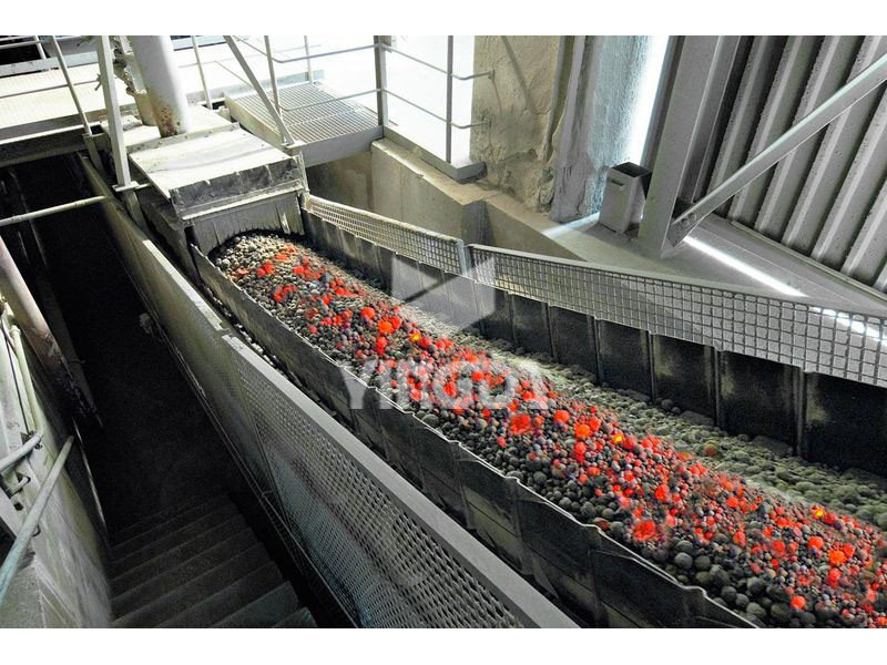 2015年3月2日   河北滄州  鏈板機